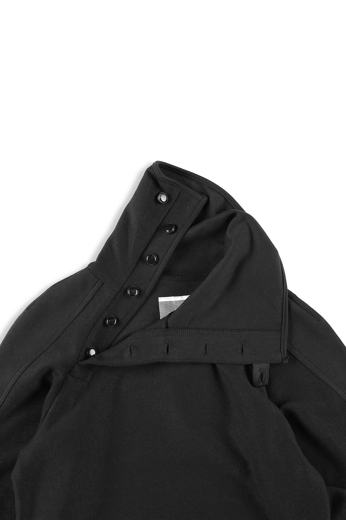 폼리쉬(FORMLICH) BUTTON HIGH NECK SWEATER / BLACK