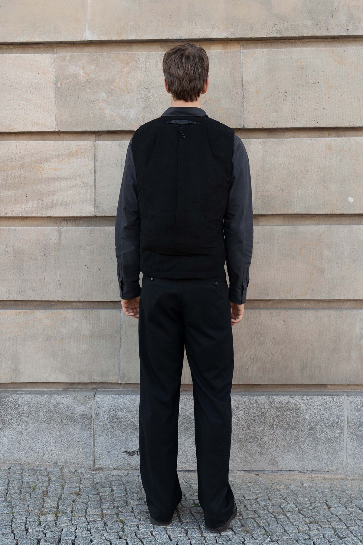 폼리쉬(FORMLICH) BELTED WOOL TROUSERS / BLACK