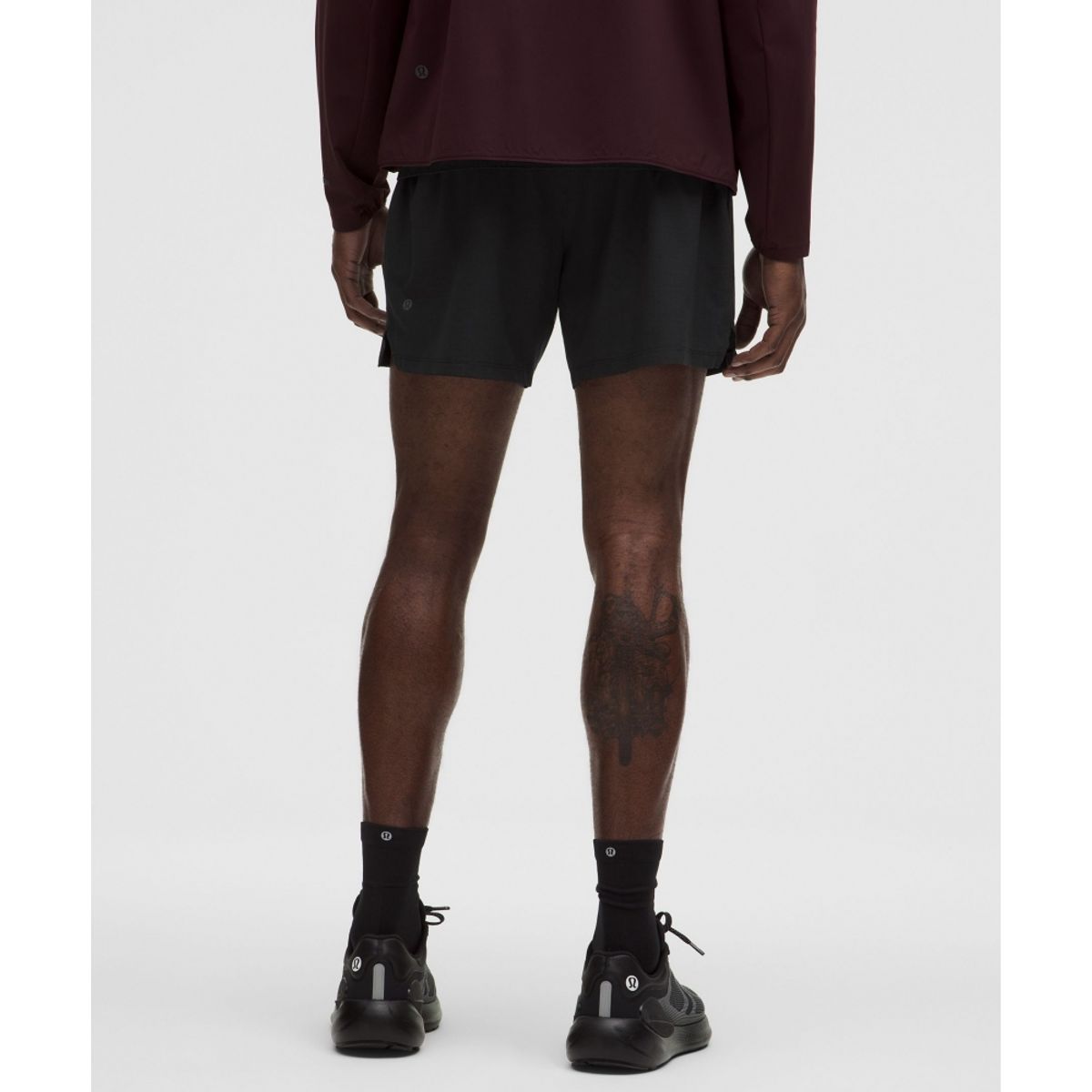 룰루레몬(LULULEMON) 마일 메이커 런 크루 립스탑 라인드 쇼츠 6inch  BLK