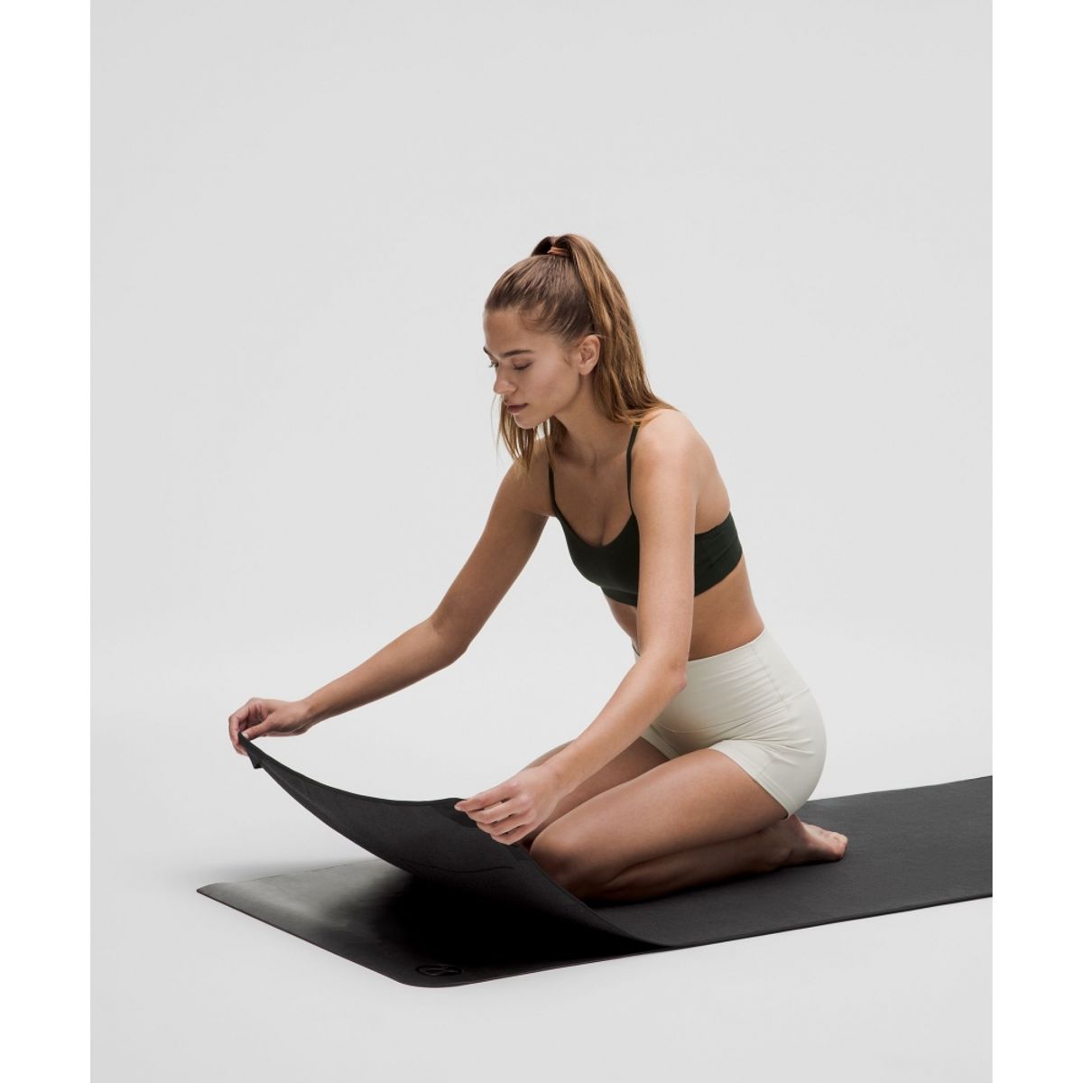 룰루레몬(LULULEMON) 요가 매트 타월 위드 그립  BLK