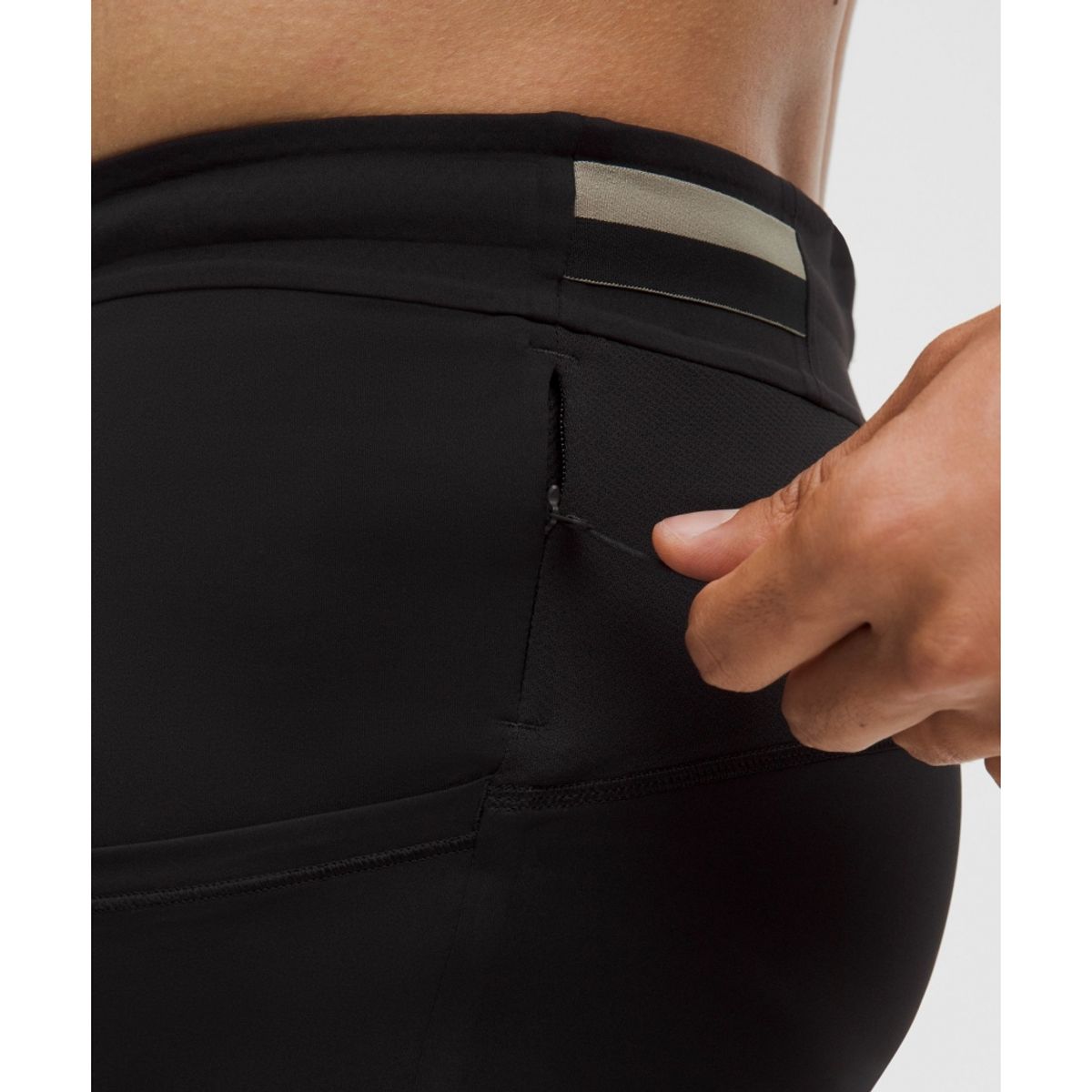 룰루레몬(LULULEMON) 패스트 앤 프리 하프 타이츠 8inch  BLK
