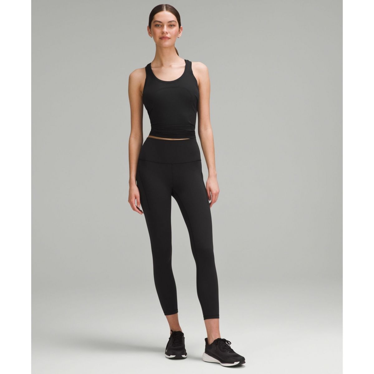 룰루레몬(LULULEMON) 스위프틀리 테크 레이서백 탱크탑 2.0 *힙 렝스  BLK BLK