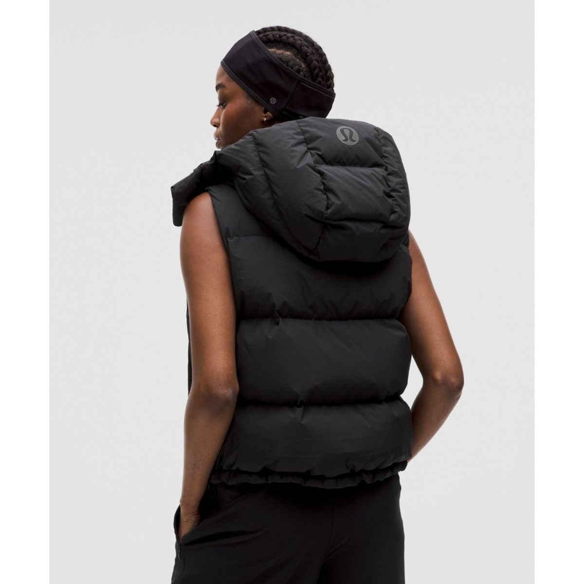 룰루레몬(LULULEMON) 원더 퍼프 600 다운 필 크롭 베스트  BLK