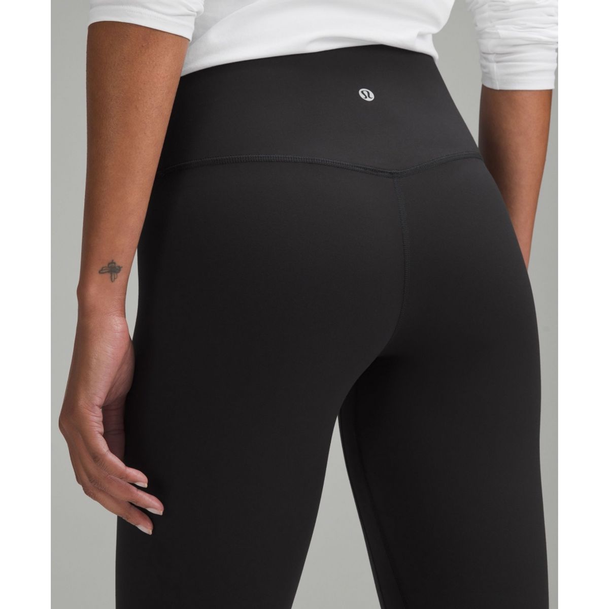 룰루레몬(LULULEMON) Align™ 하이라이즈 크롭 21inch  BLK