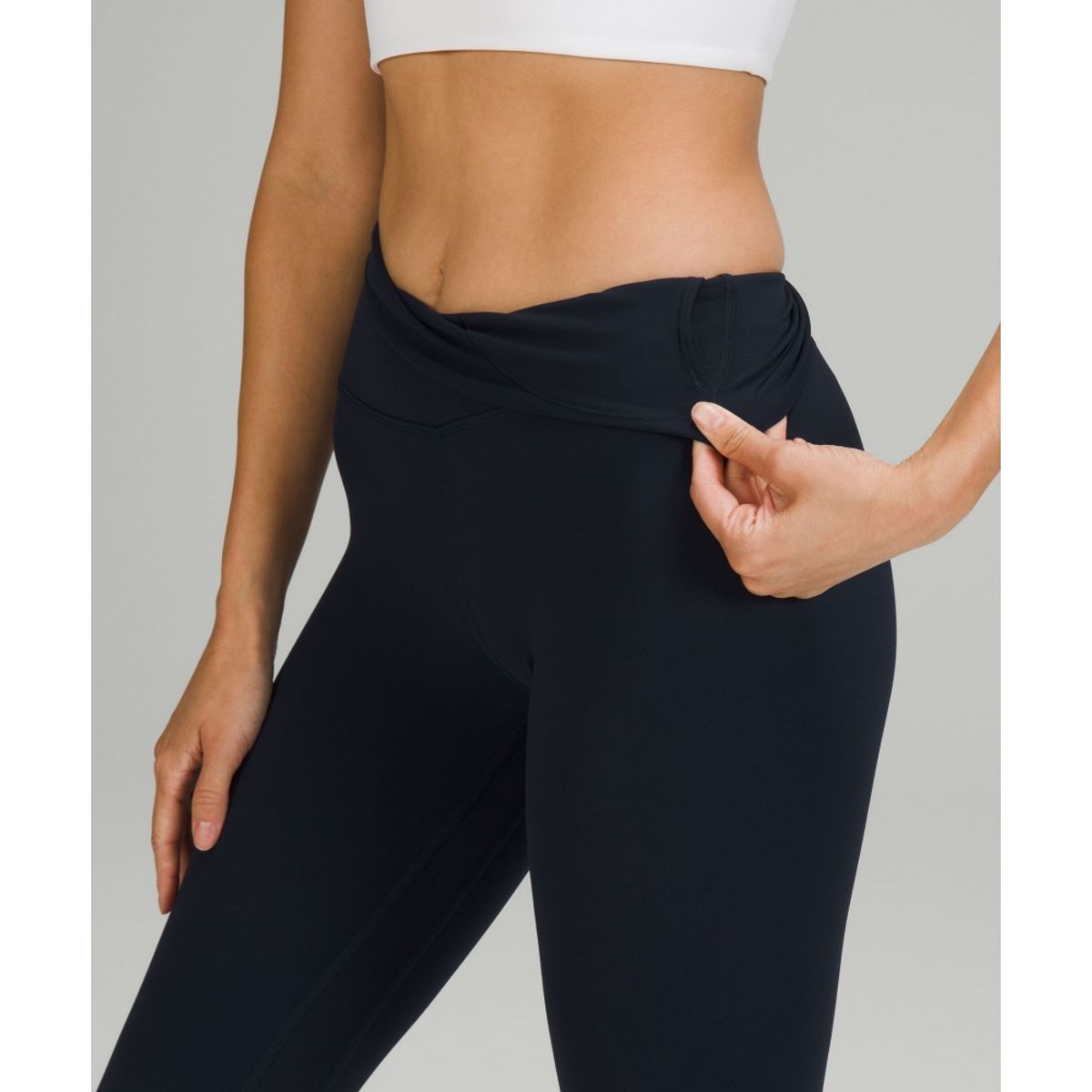 룰루레몬(LULULEMON) Align™ 하이라이즈 팬츠 24” *아시아 핏  TRNV