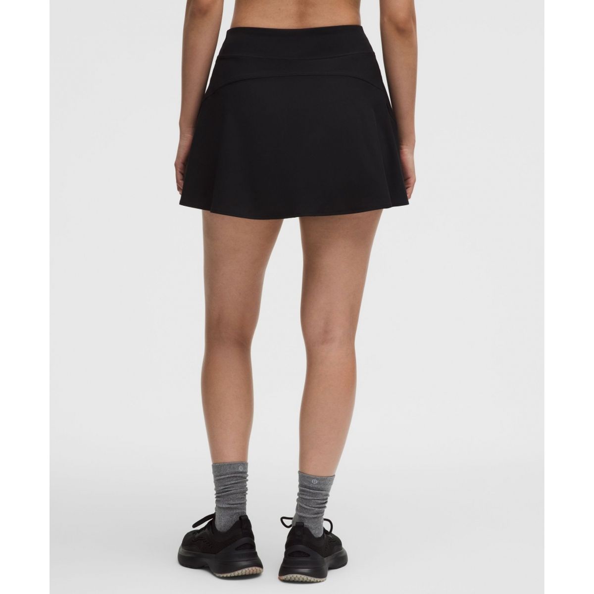 룰루레몬(LULULEMON) 라이트웨이트 하이라이즈 테니스 스커트 *스티치드 로고  BLK