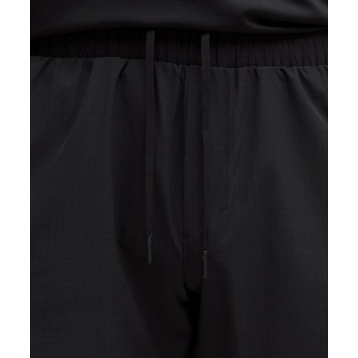 룰루레몬(LULULEMON) 마일 메이커 런 크루 립스탑 라이너리스 쇼츠 6inch  BLK