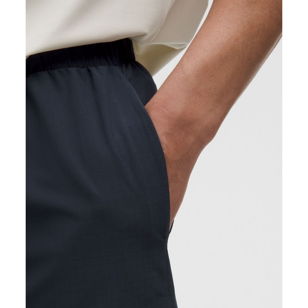 룰루레몬(LULULEMON) 마일 메이커 런 크루 립스탑 라이너리스 쇼츠 6inch  TRNV