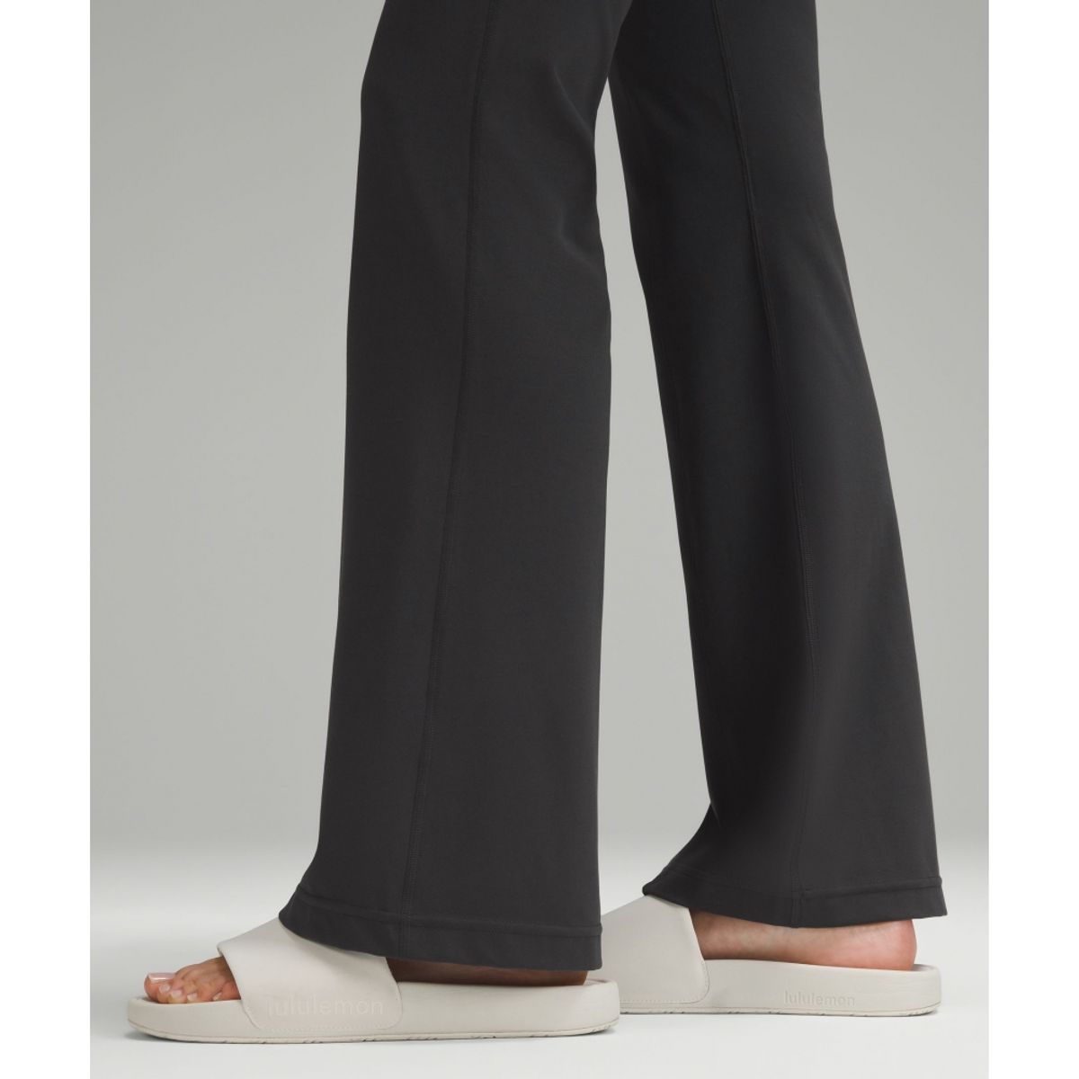 룰루레몬(LULULEMON) 그루브 하이라이즈 플레어드 팬츠 위드 포켓 32.5inch  GGRE
