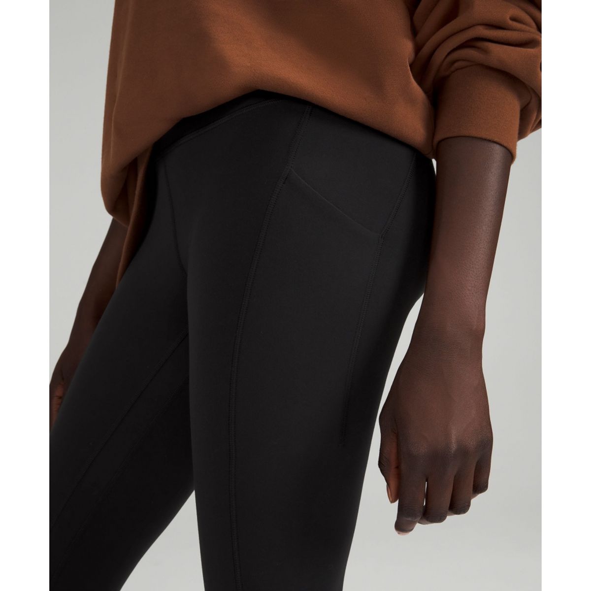 룰루레몬(LULULEMON) Align™ 하이라이즈 팬츠 위드 포켓 25inch  BLK