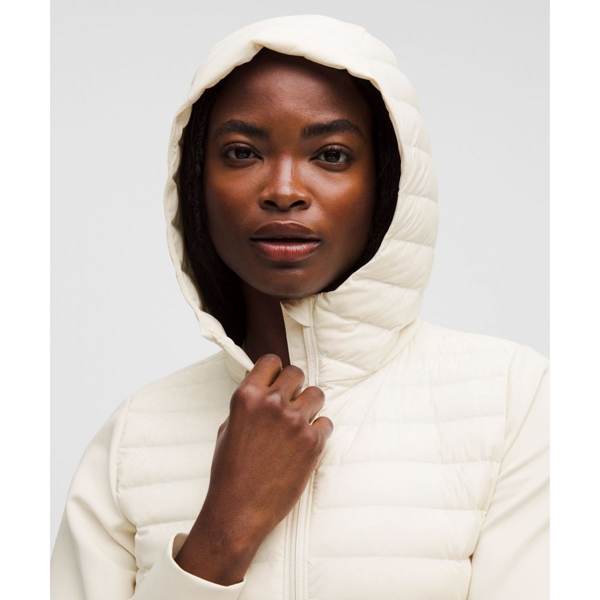 룰루레몬(LULULEMON) 다운 앤 어라운드 700 다운 필 재킷  LTIV