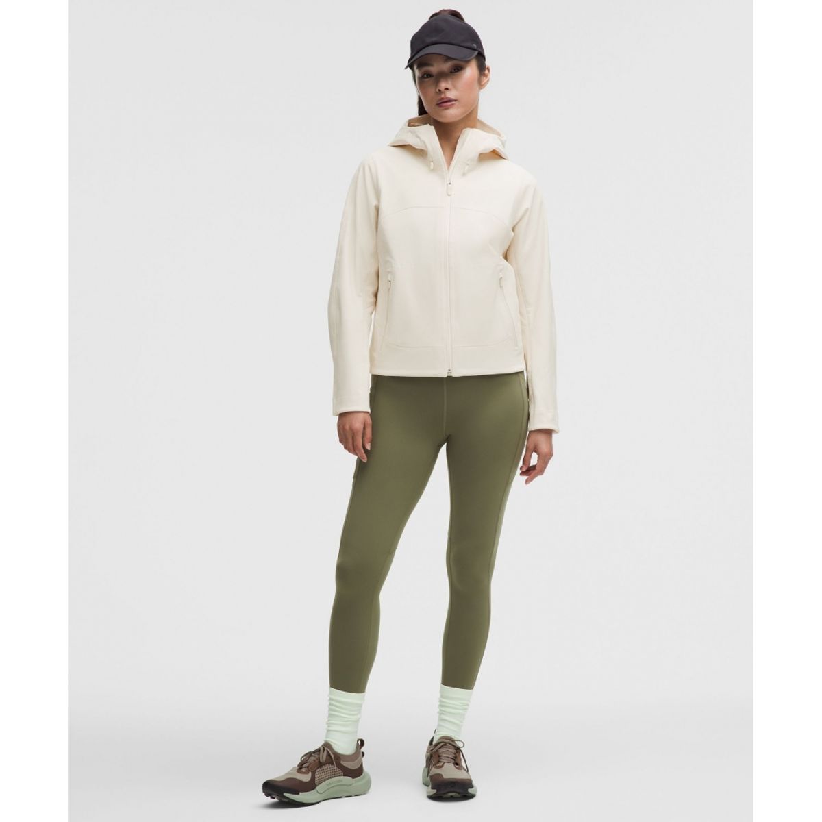 룰루레몬(LULULEMON) 우먼스 크로스 칠 시티 투 트레일 재킷  LTIV