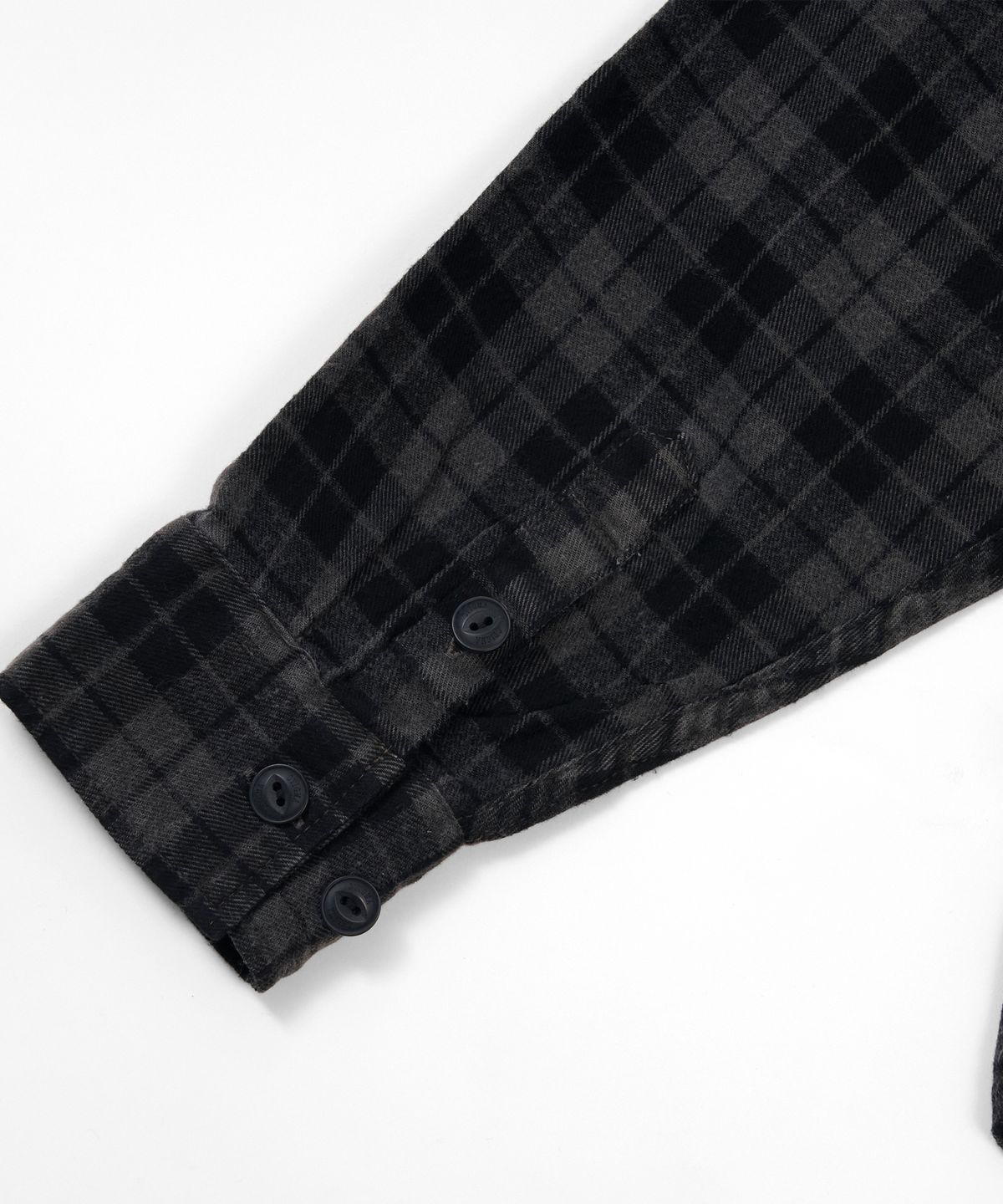 스티그마(STIGMA) PIGMENT CROP OVER SHIRTS CHARCOAL