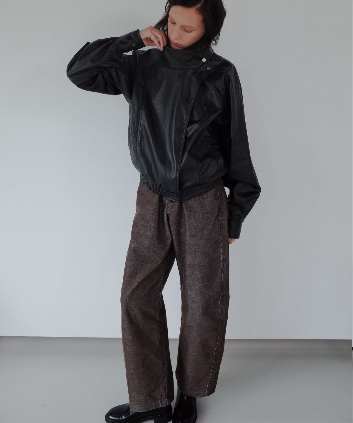 길영(GIL YOUNG) 데님 코듀로이 배럴 팬츠_브라운