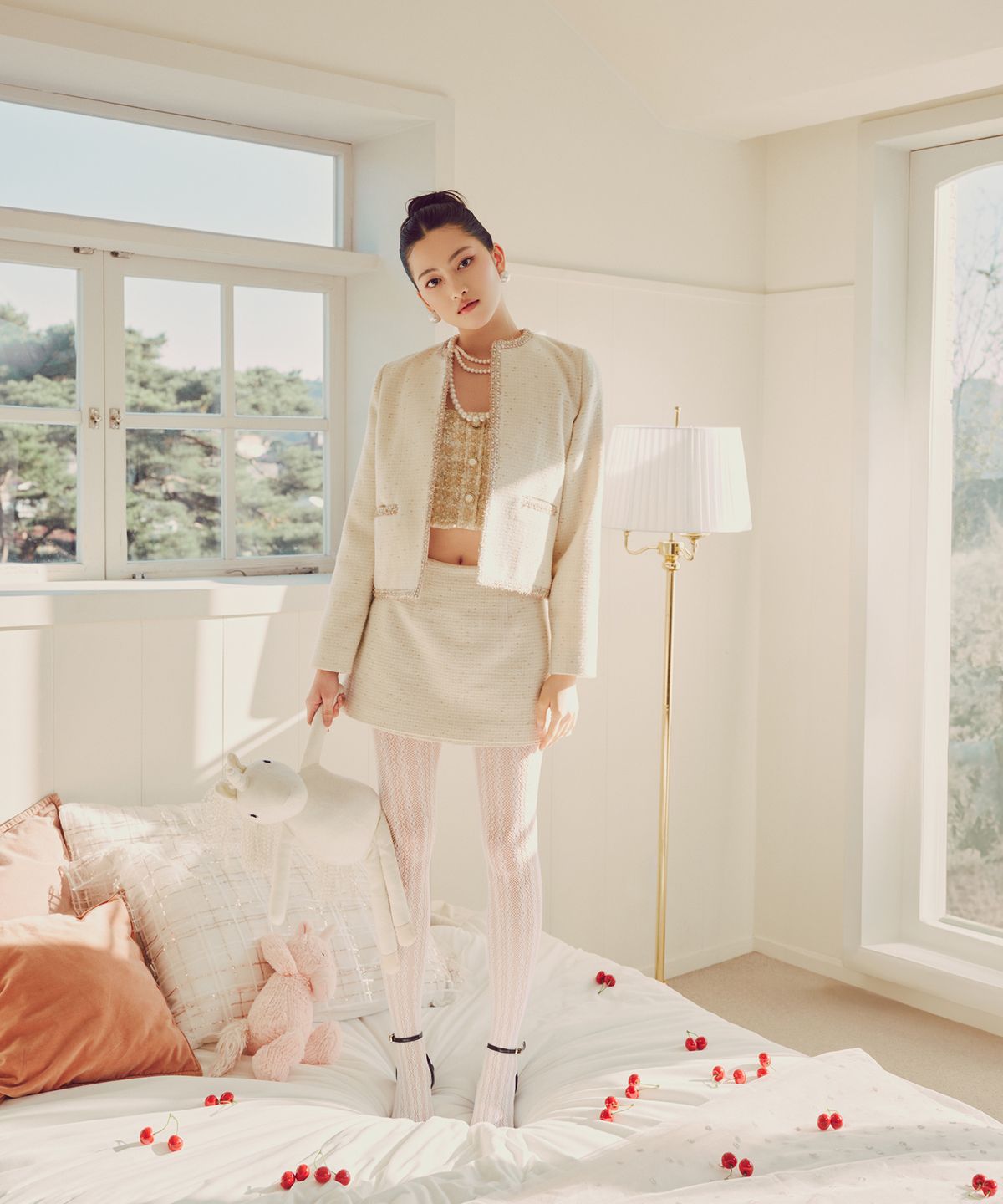 라피네아뜰리에(RAFFINE ATELIER) 클래식 트위드 자켓 아이보리