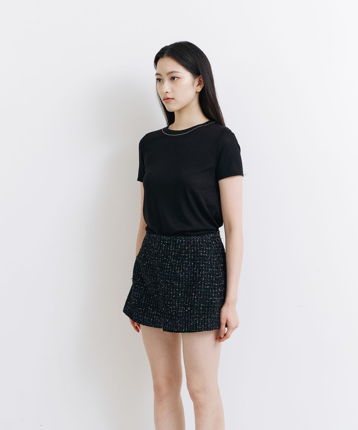 라피네아뜰리에(RAFFINE ATELIER) 클래식 트위드 치마바지 블랙