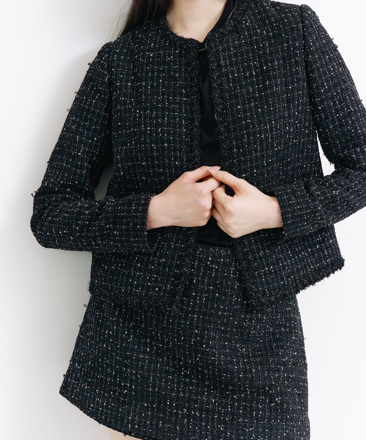 라피네아뜰리에(RAFFINE ATELIER) 클래식 트위드 치마바지 블랙