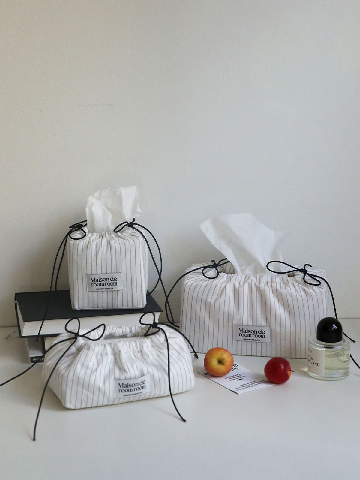 메종드룸룸(MAISON DE ROOMROOM) 링링 스노우라인 각티슈케이스