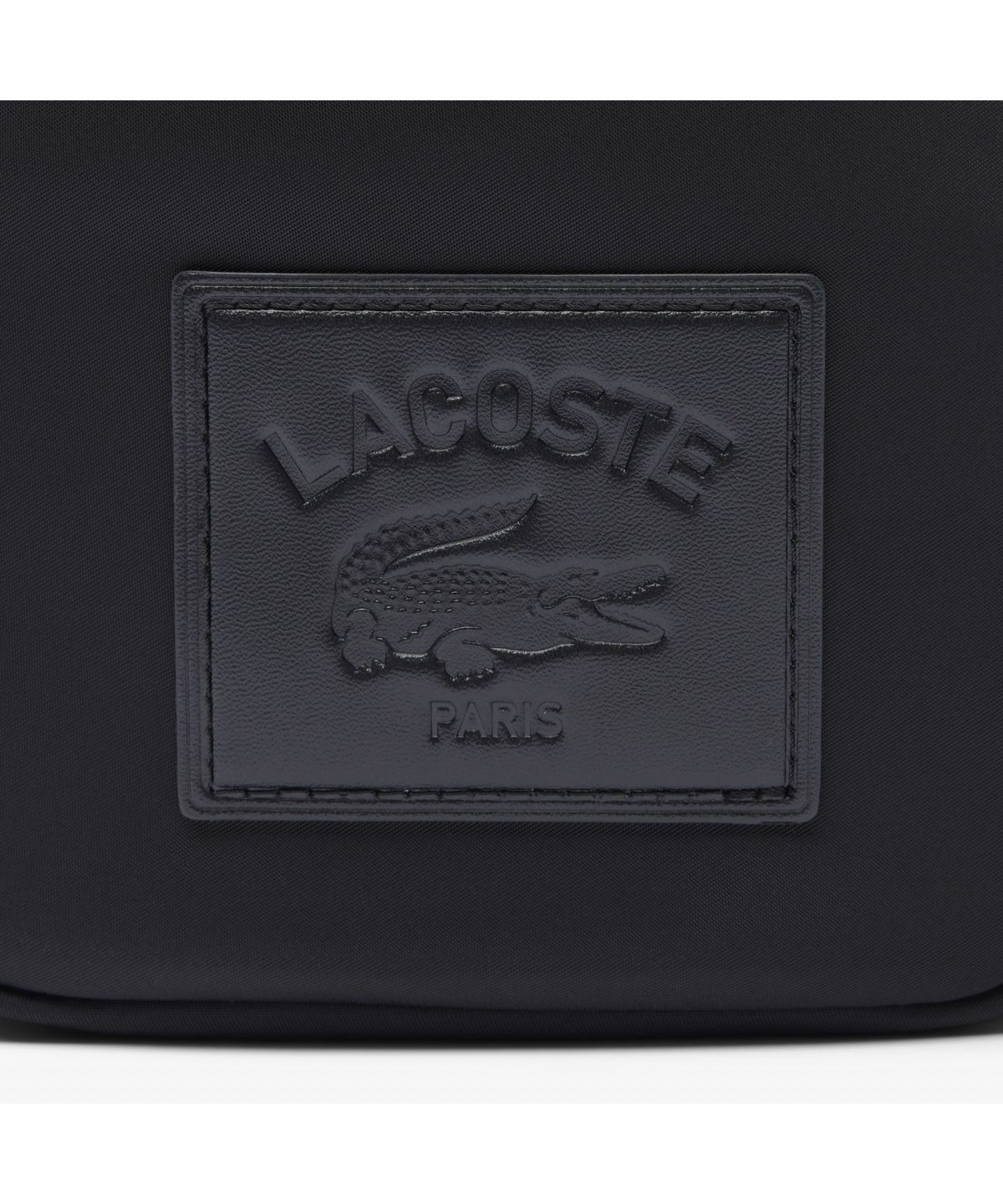라코스테(LACOSTE) 남성 라코스테 클래식 세로형 카메라백 NH5073I55N 000