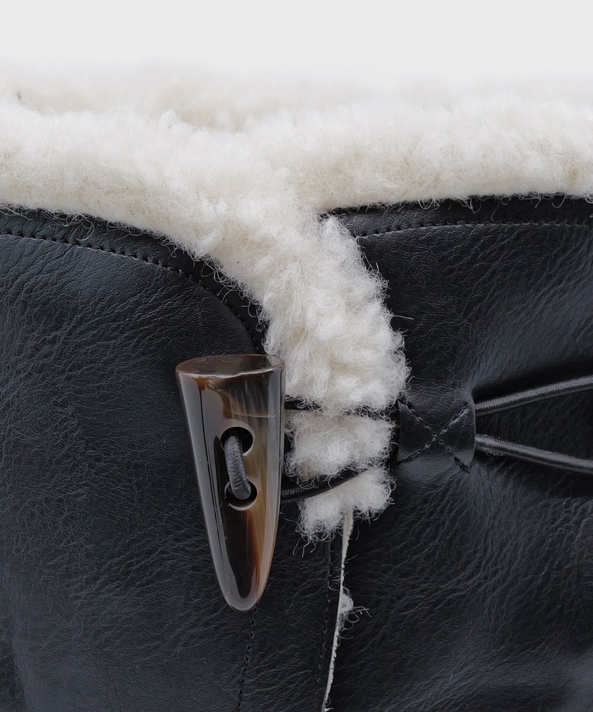 포기무디(FOGGY MOODY) Mist 0035. Toggle Button Fur Boots - 2colors