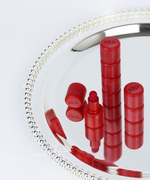 shb Velvet Blur & Super Slick Mini Lip Balm Red Collection (Choose 1 out of 4)