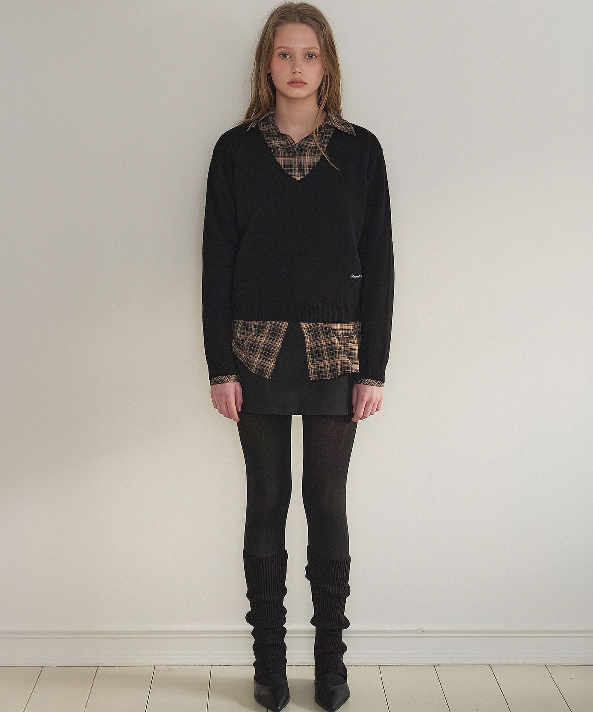 하우스 오브 폰드(HOUSE OF POND) Wool 100 V Neck Loose Fit Pullover_Black
