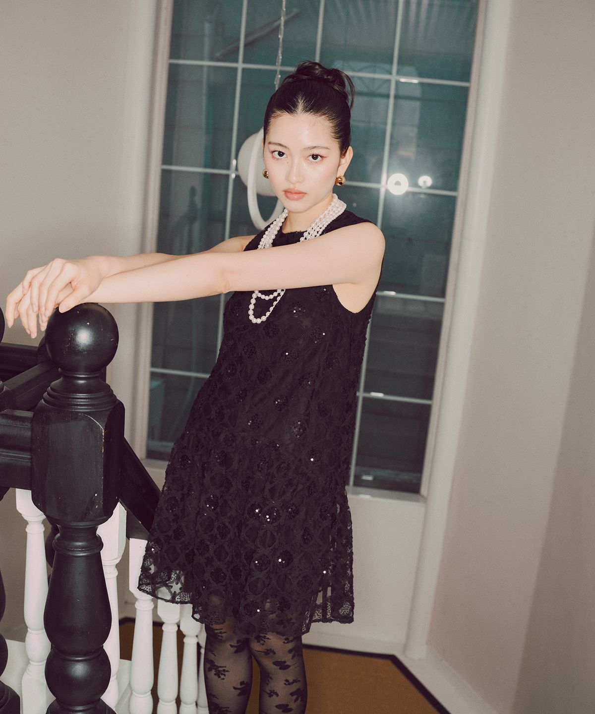 라피네아뜰리에(RAFFINE ATELIER) 시퀸 러플 원피스