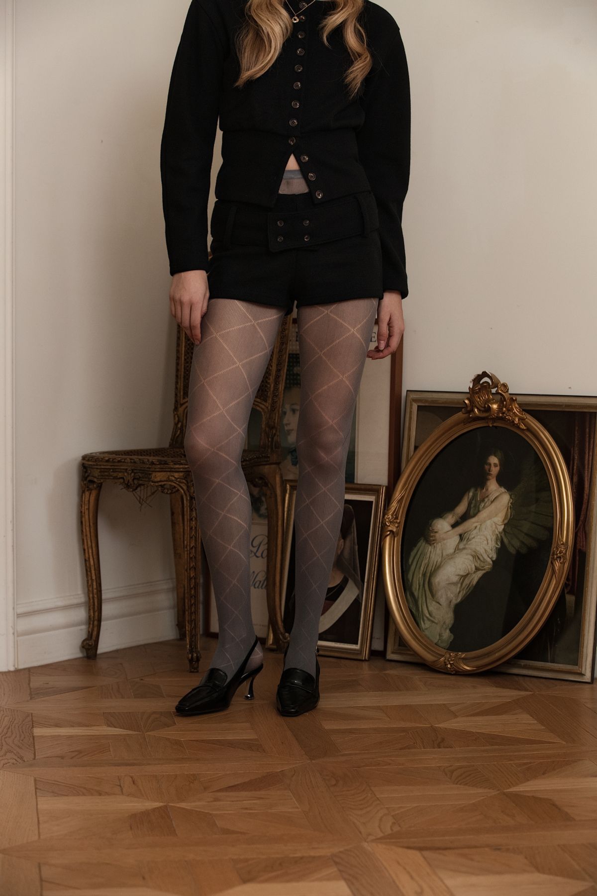 피프트 에일리어스(FIFTHALIAS) Snug belted micro shorts Black