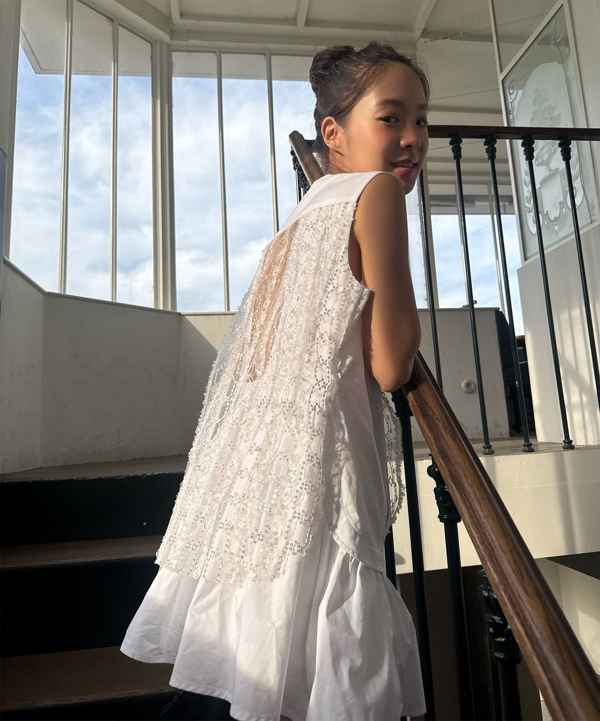 라피네아뜰리에(RAFFINE ATELIER) 화이트 셔츠 원피스
