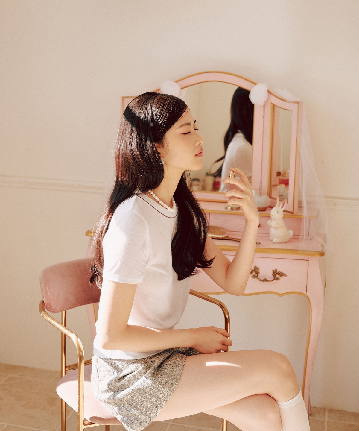 라피네아뜰리에(RAFFINE ATELIER) 베이직 시어 티셔츠 그레이