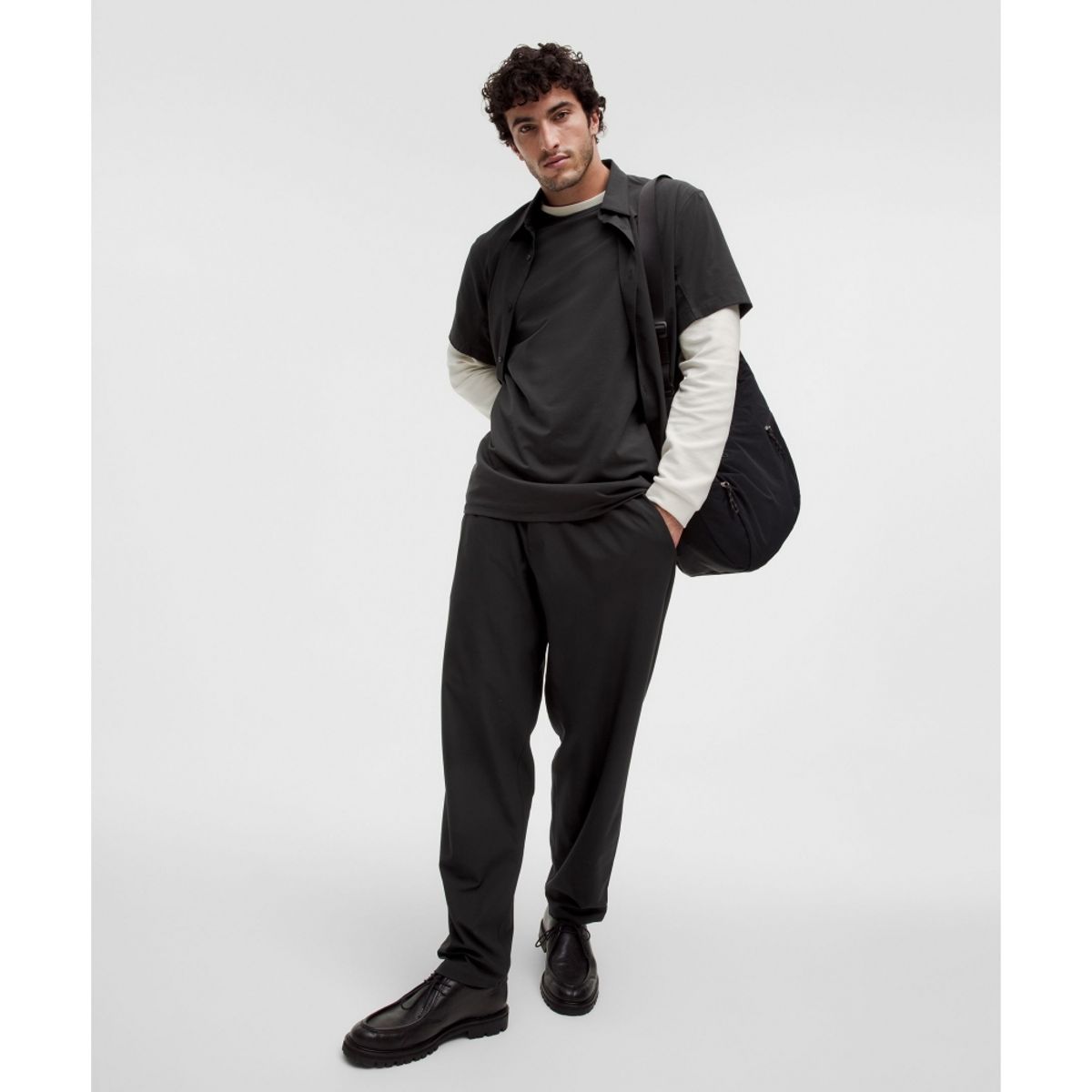 룰루레몬(LULULEMON) 펀더멘털 티셔츠  BLK