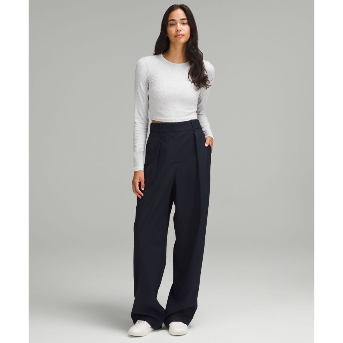 룰루레몬(LULULEMON) 홀드 타이트 스트레이트 헴 크롭 롱슬리브 셔츠  HCUG
