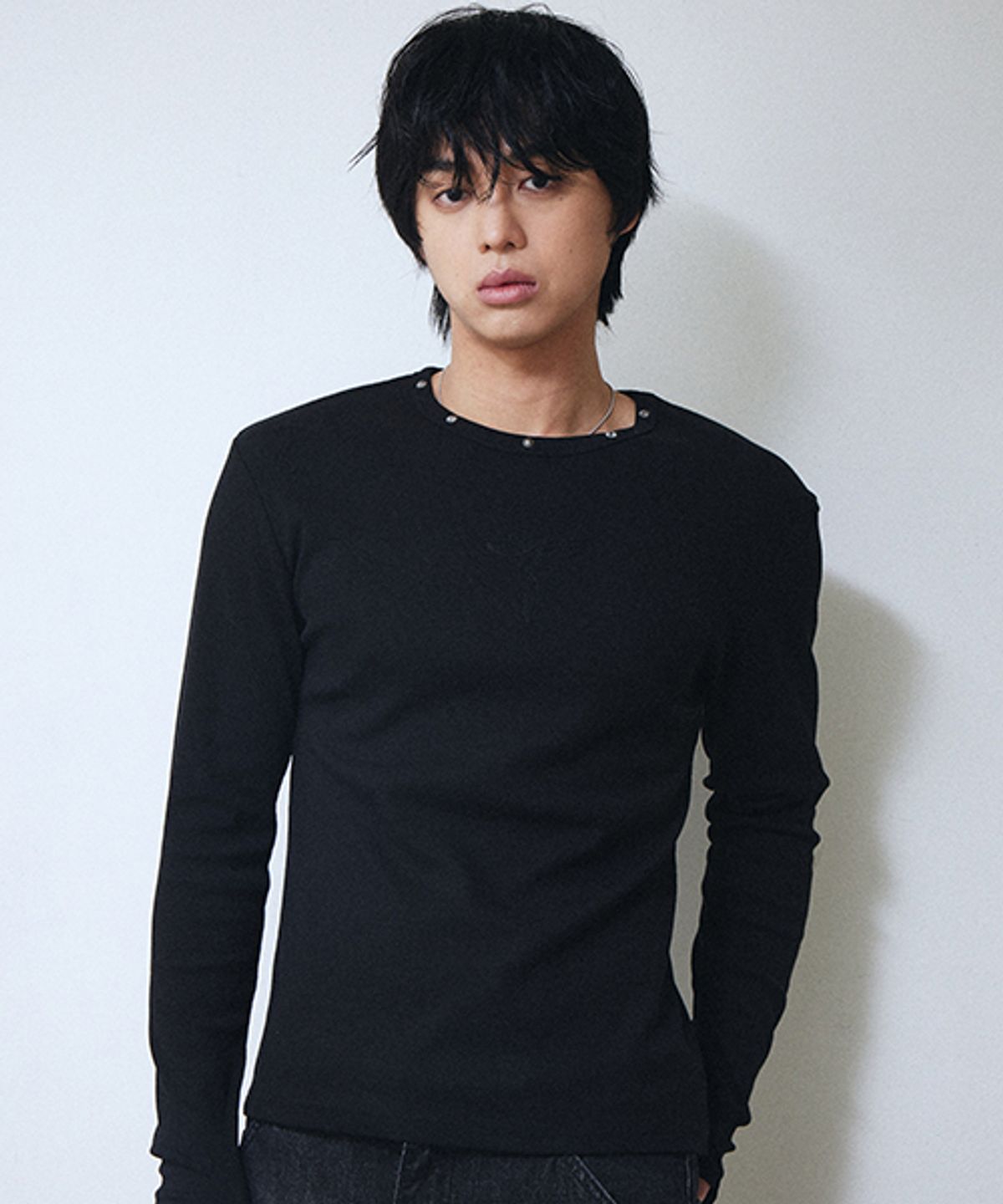 레킴(LEKIM) LWE 스터드 롱 슬리브 (블랙)