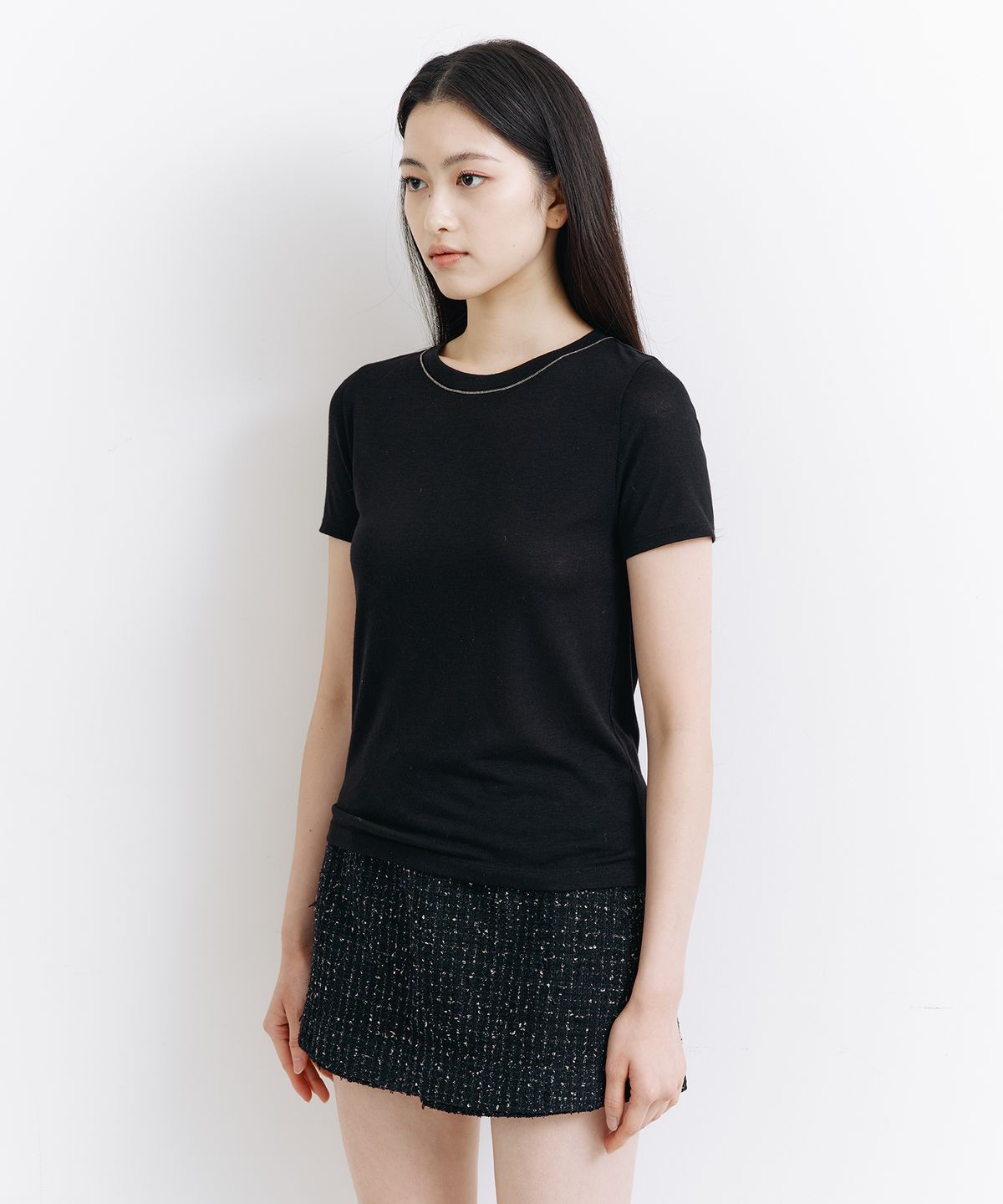라피네아뜰리에(RAFFINE ATELIER) 베이직 시어 티셔츠 블랙