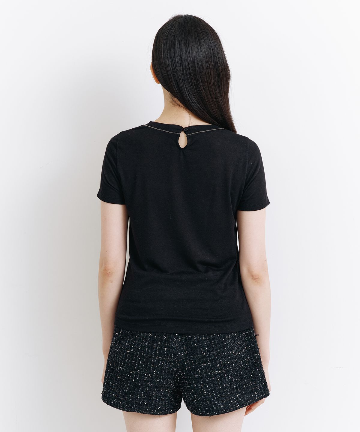 라피네아뜰리에(RAFFINE ATELIER) 베이직 시어 티셔츠 블랙