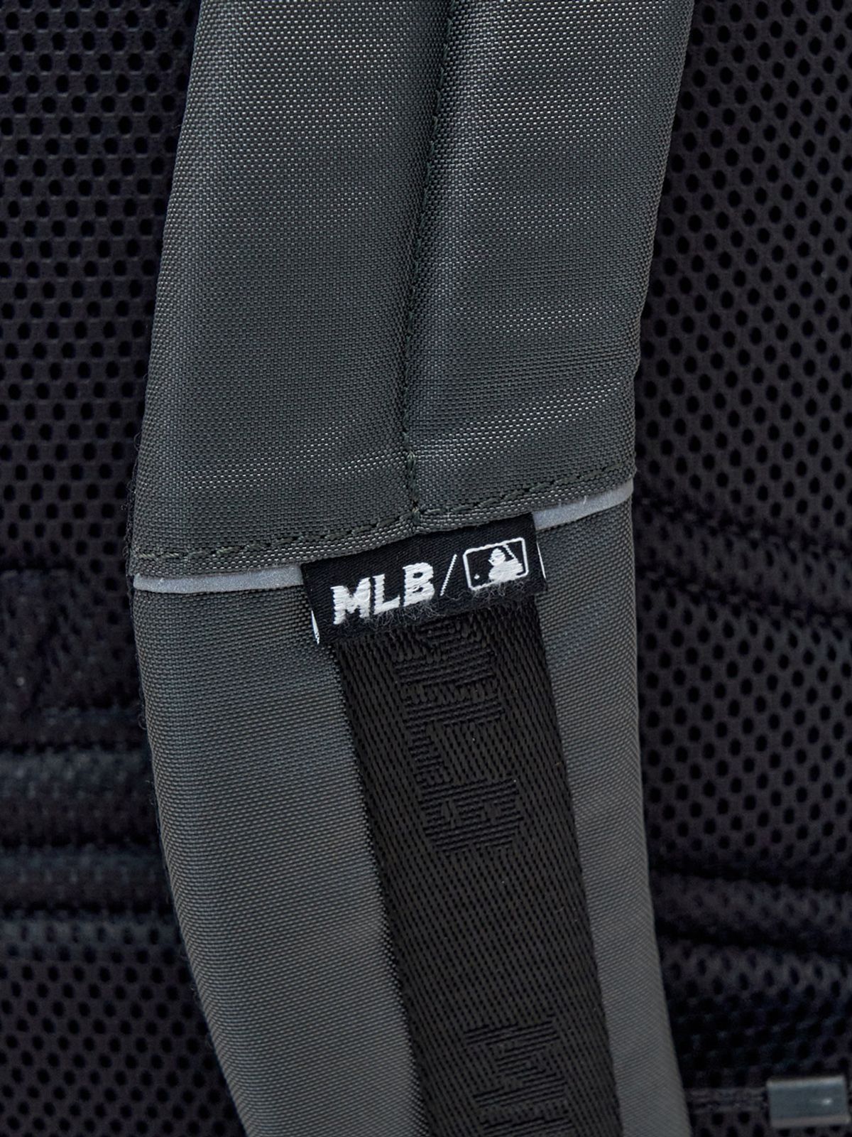 엠엘비 키즈(MLB KIDS) 태그 케이지 책가방 NY (Grey)
