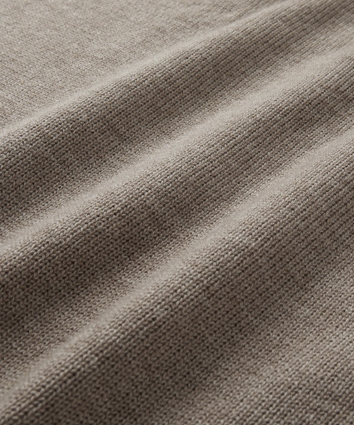 브랜디드(BRANDED) [SUPERIOR] CLOUD SUPERFINE V-NECK KNIT [SAND BEIGE]