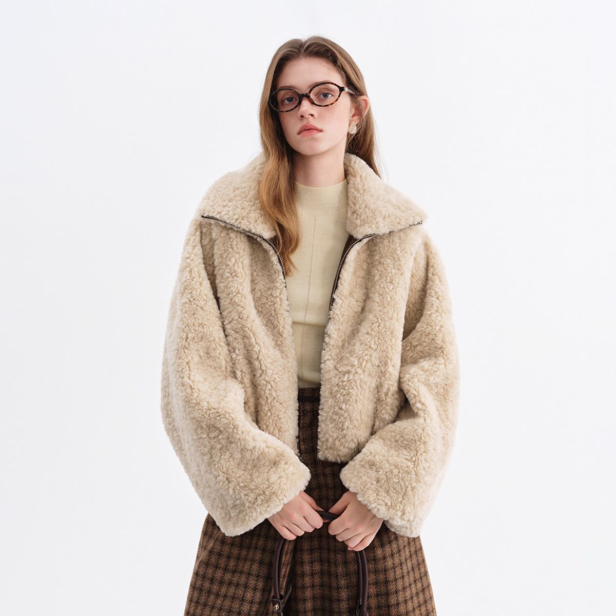 웬스데이딜라잇(WEDNESDAY DELIGHT) WD_Fur reversible jacket_2color