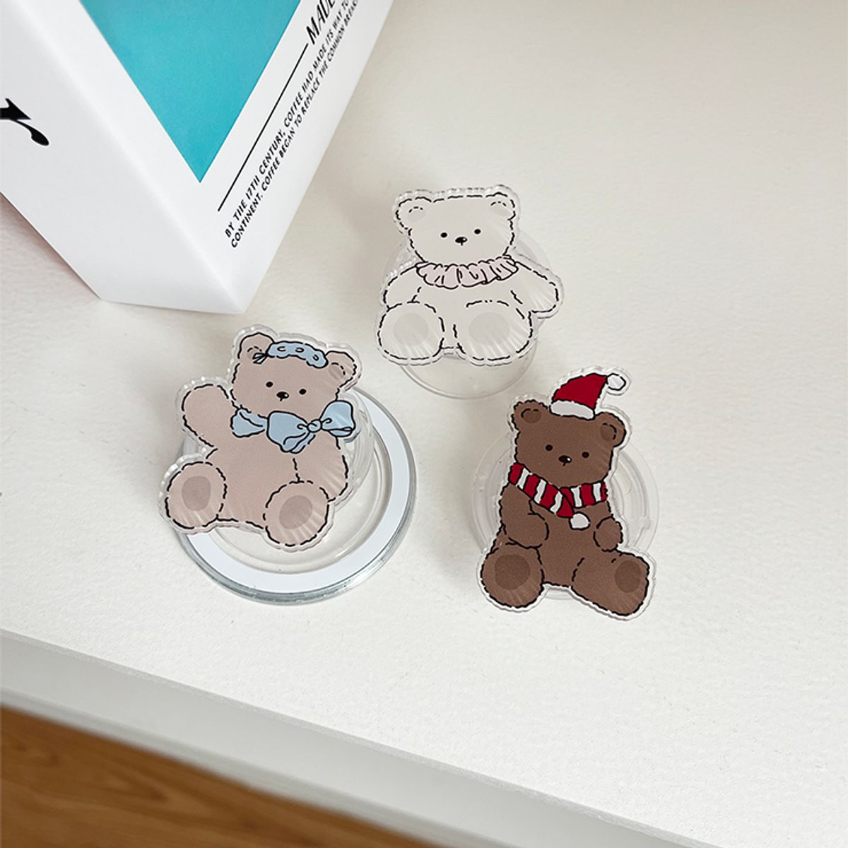 소유템(SOUTEM) Drawing Bear Phone Case_​​Silver epoxy