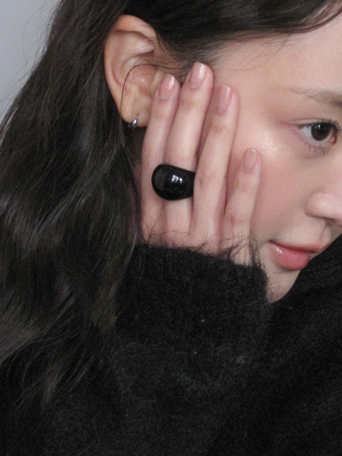 둥그런(DUNGEUREON) Formica Bold Ring (Black)