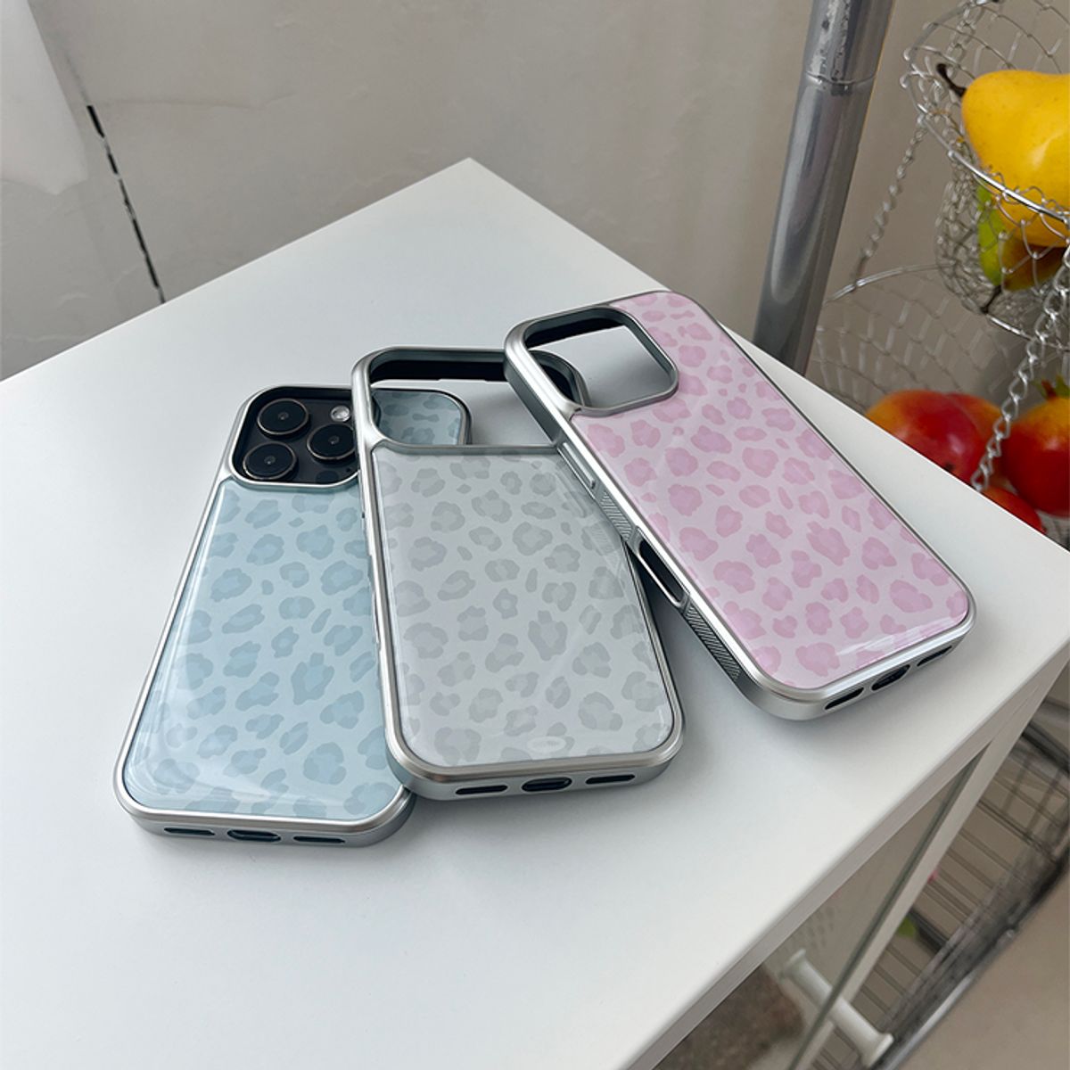 소유템(SOUTEM) Leopard pattern Phone Case_​​Silver epoxy