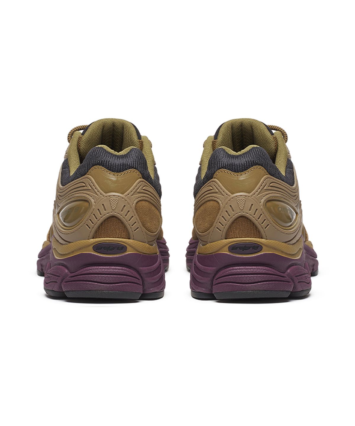 써코니(SAUCONY) (공용) 프로그리드 옴니 9 (아머) - 브라운:와인 / S70897-5