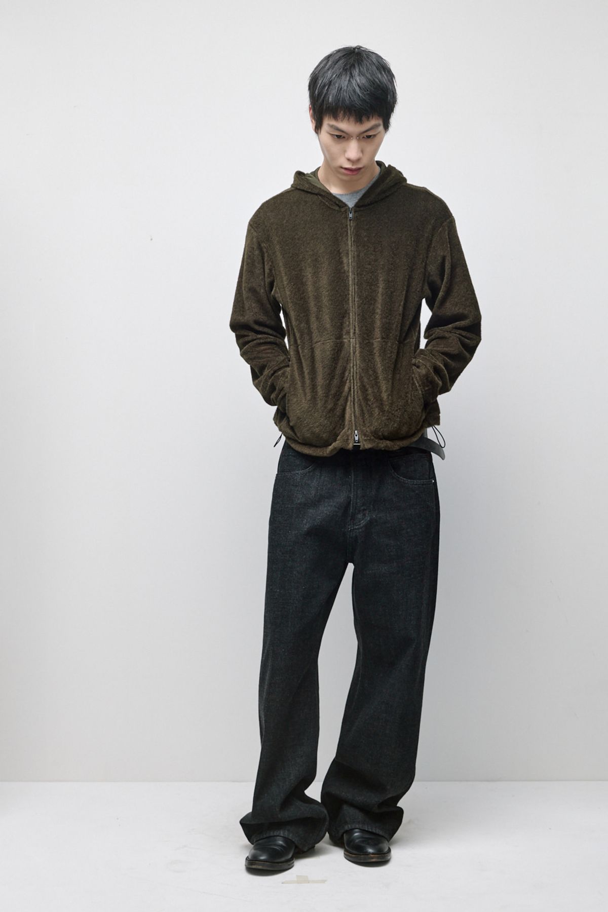 해칭룸(HATCHINGROOM) Fuzzy Mesh Hoodie Khaki