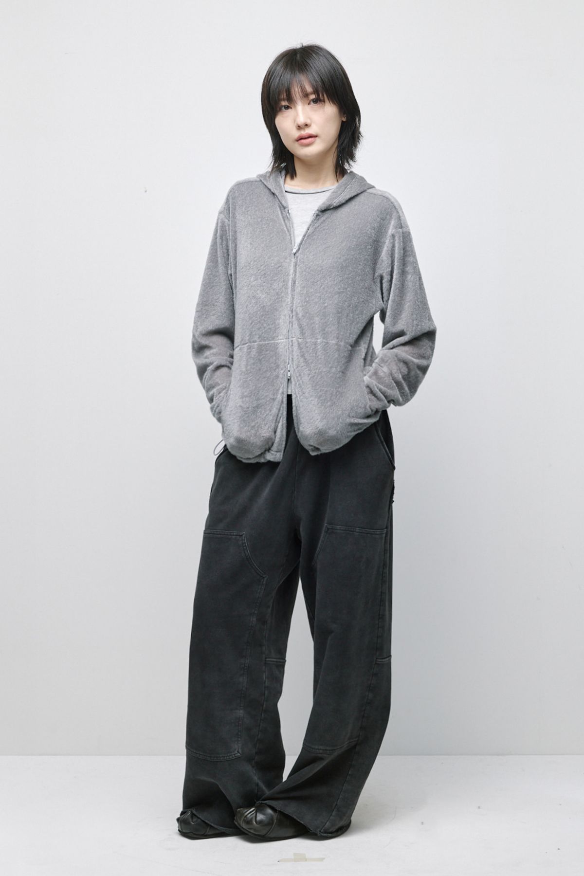 해칭룸(HATCHINGROOM) Fuzzy Mesh Hoodie Light Grey