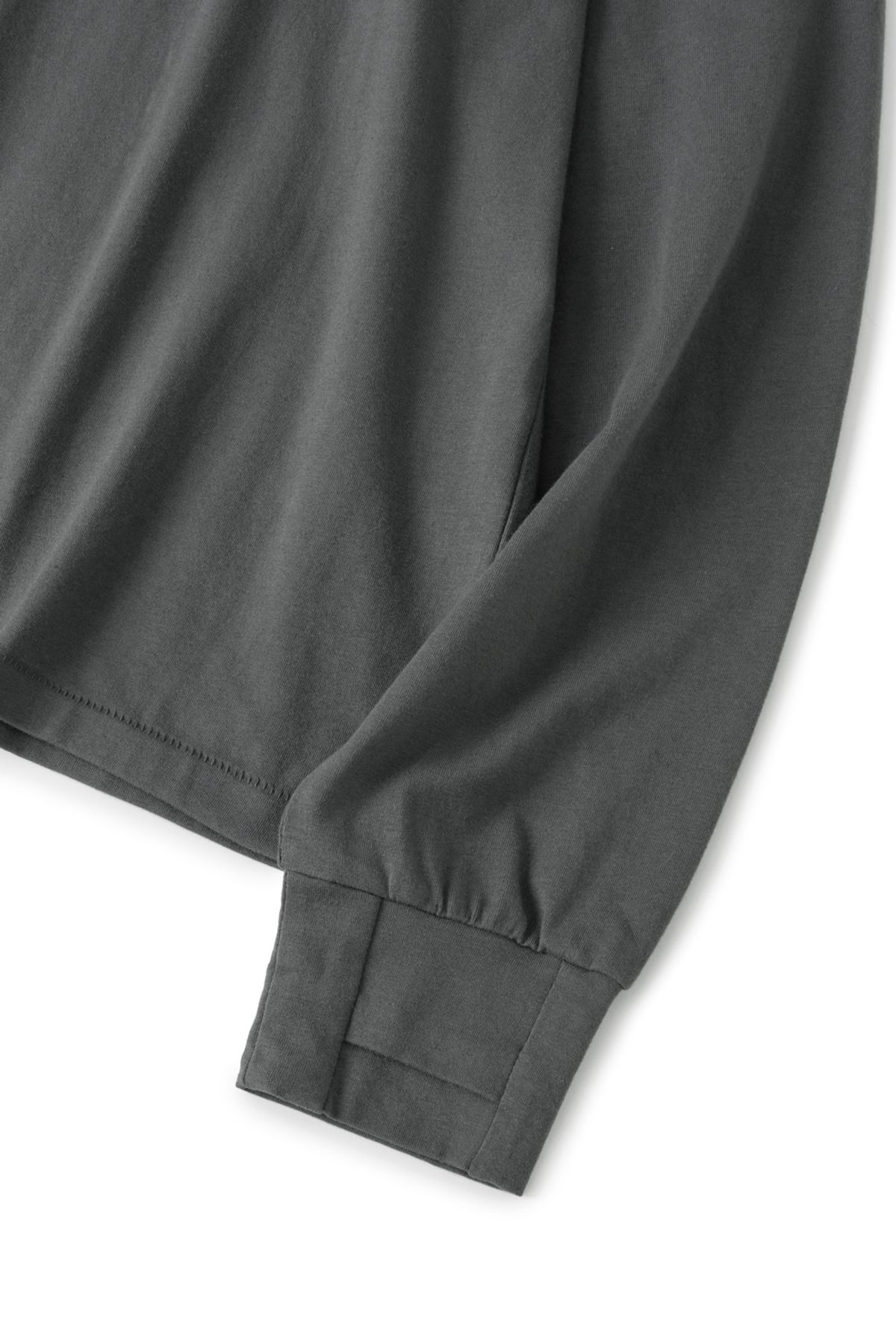 해칭룸(HATCHINGROOM) Boxer Turtleneck Tee Charcoal