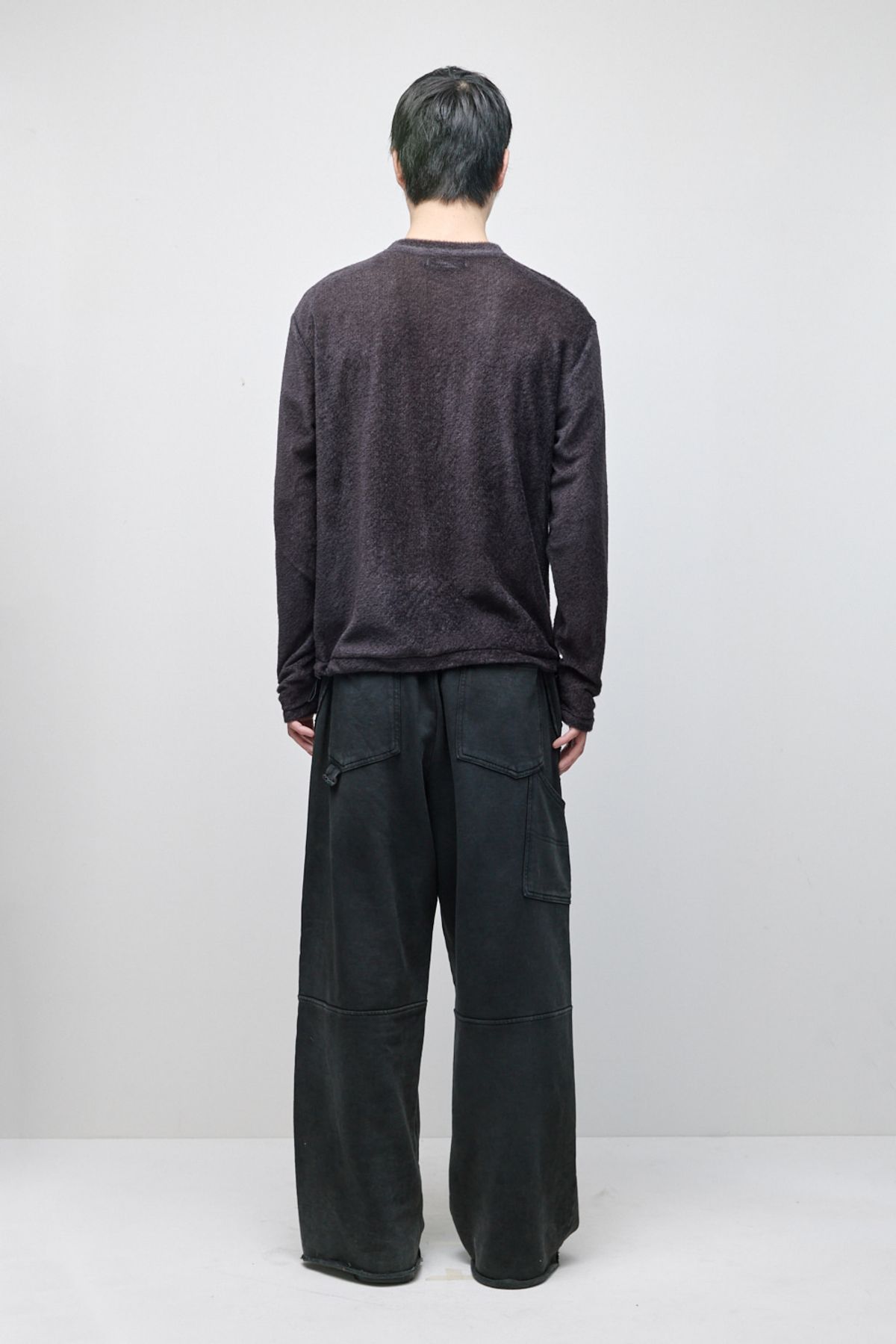 해칭룸(HATCHINGROOM) Fuzzy Mesh Tee Charcoal