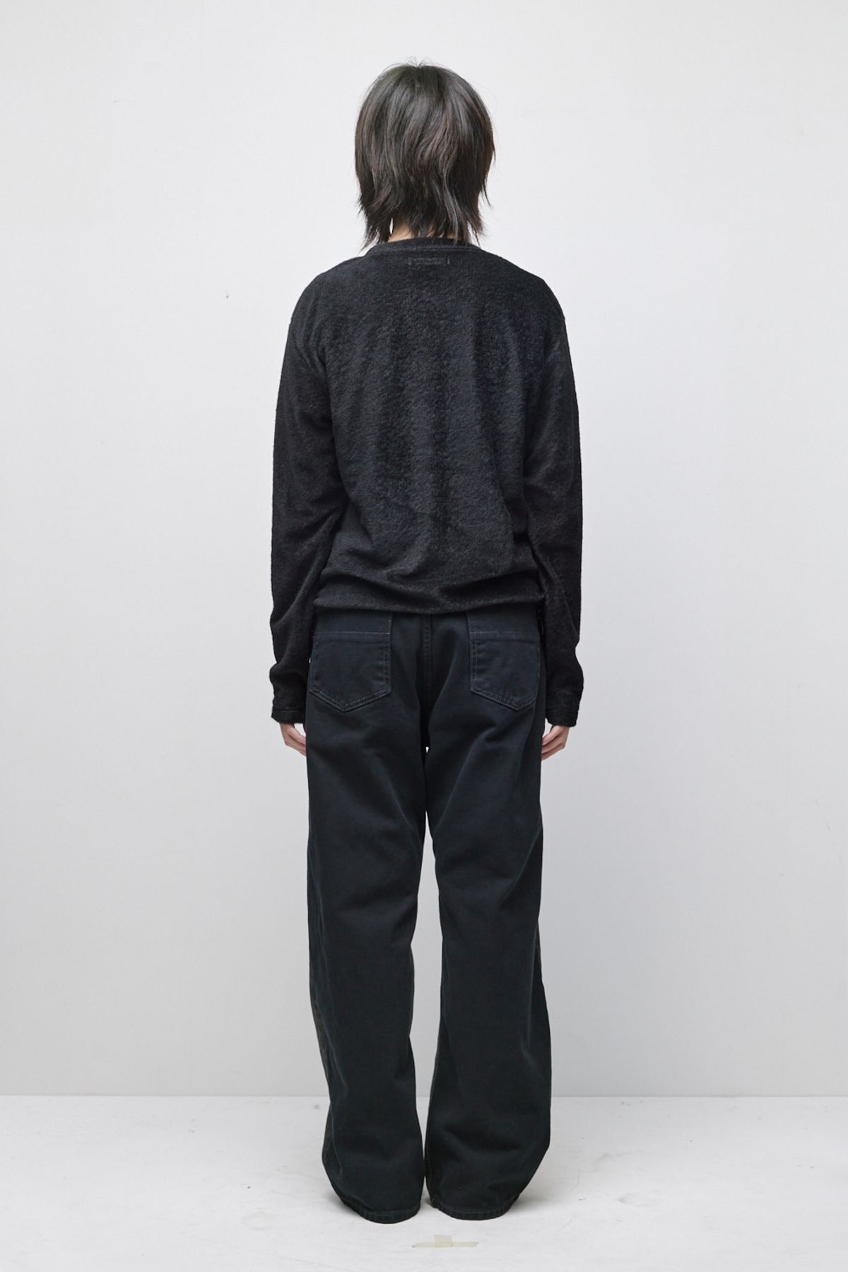 해칭룸(HATCHINGROOM) Fuzzy Mesh Tee Black