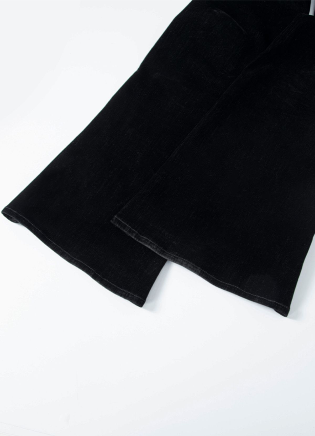 애즈온(ASON) ONYX VELVET BOOTCUT PANTS