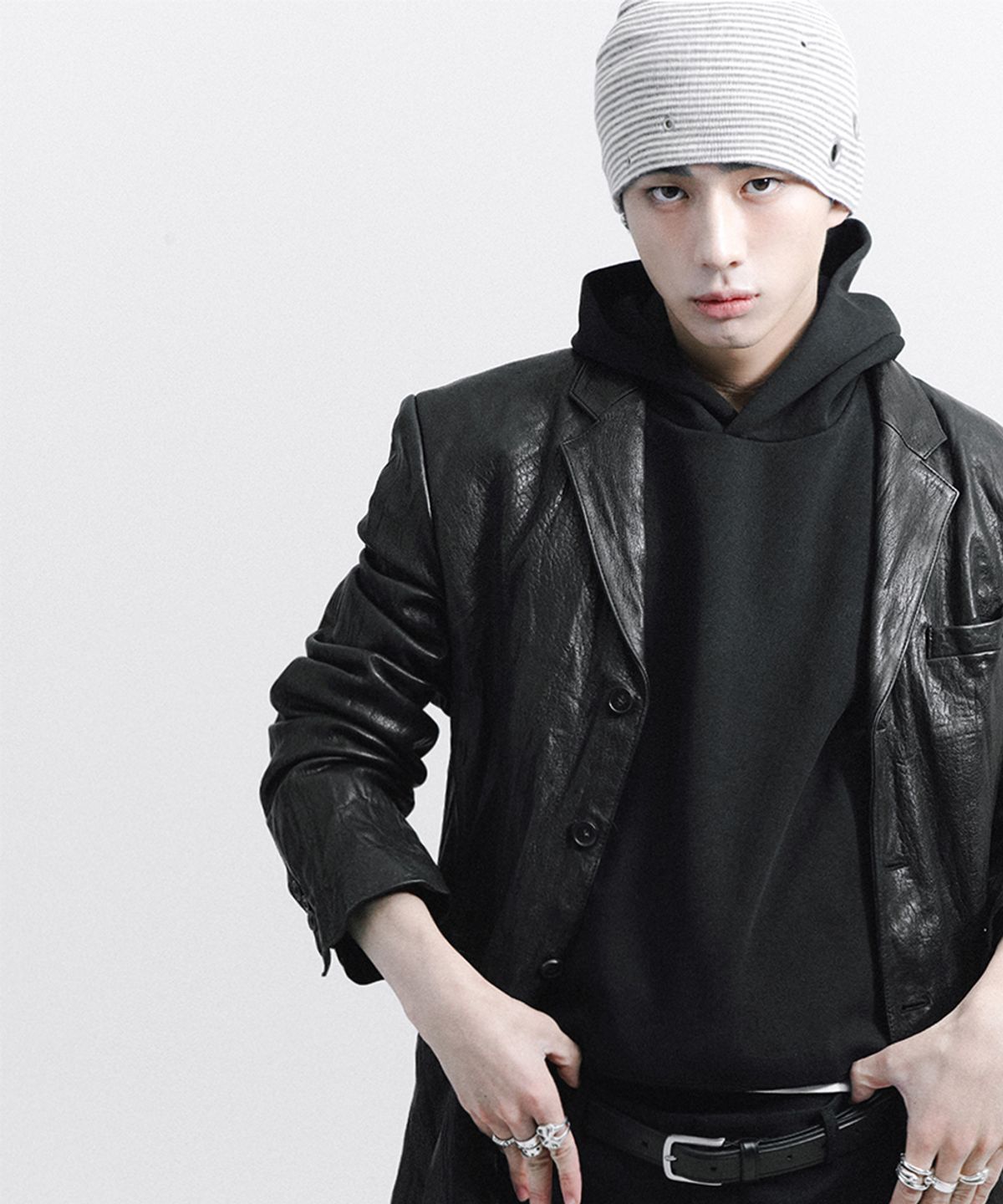 유네(YUNE) Stripe Eyelet Beanie_[Light Gray]