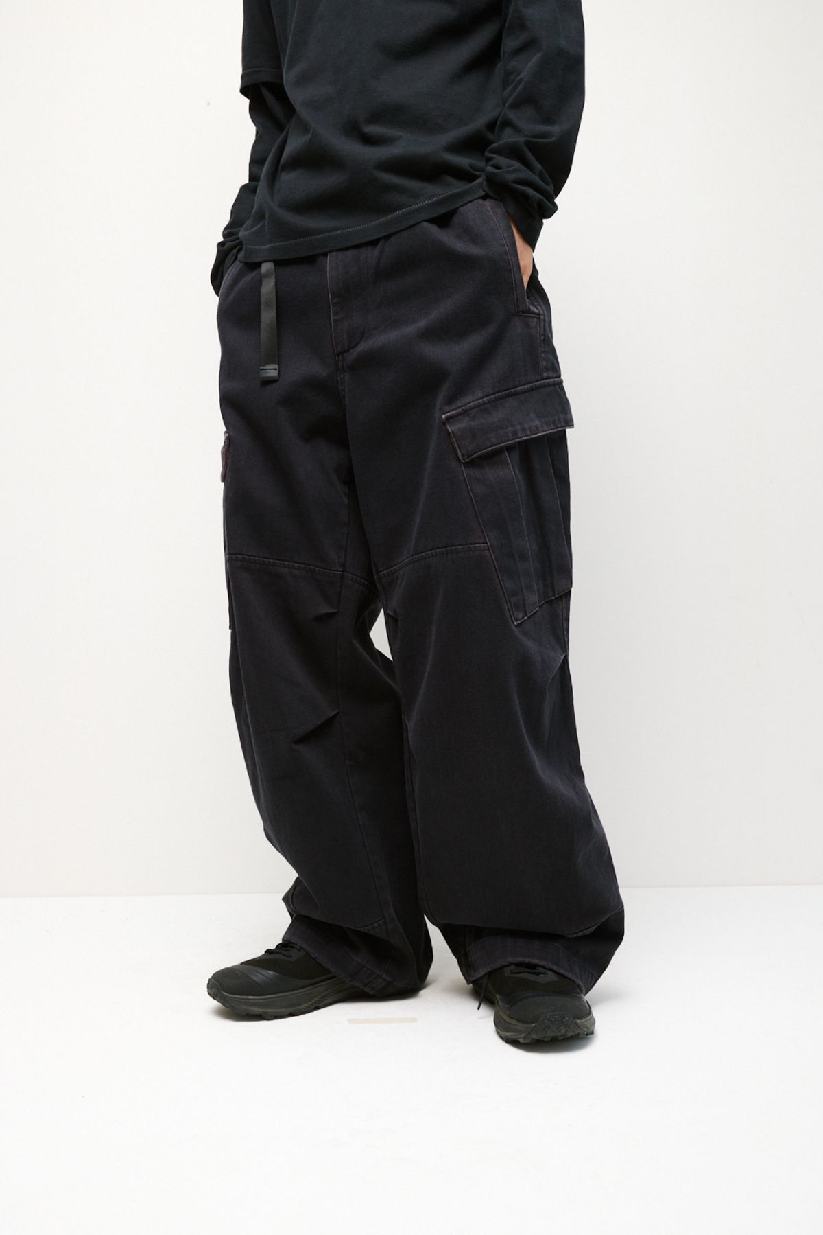 해칭룸(HATCHINGROOM) Mil Pants Washed Dark Navy